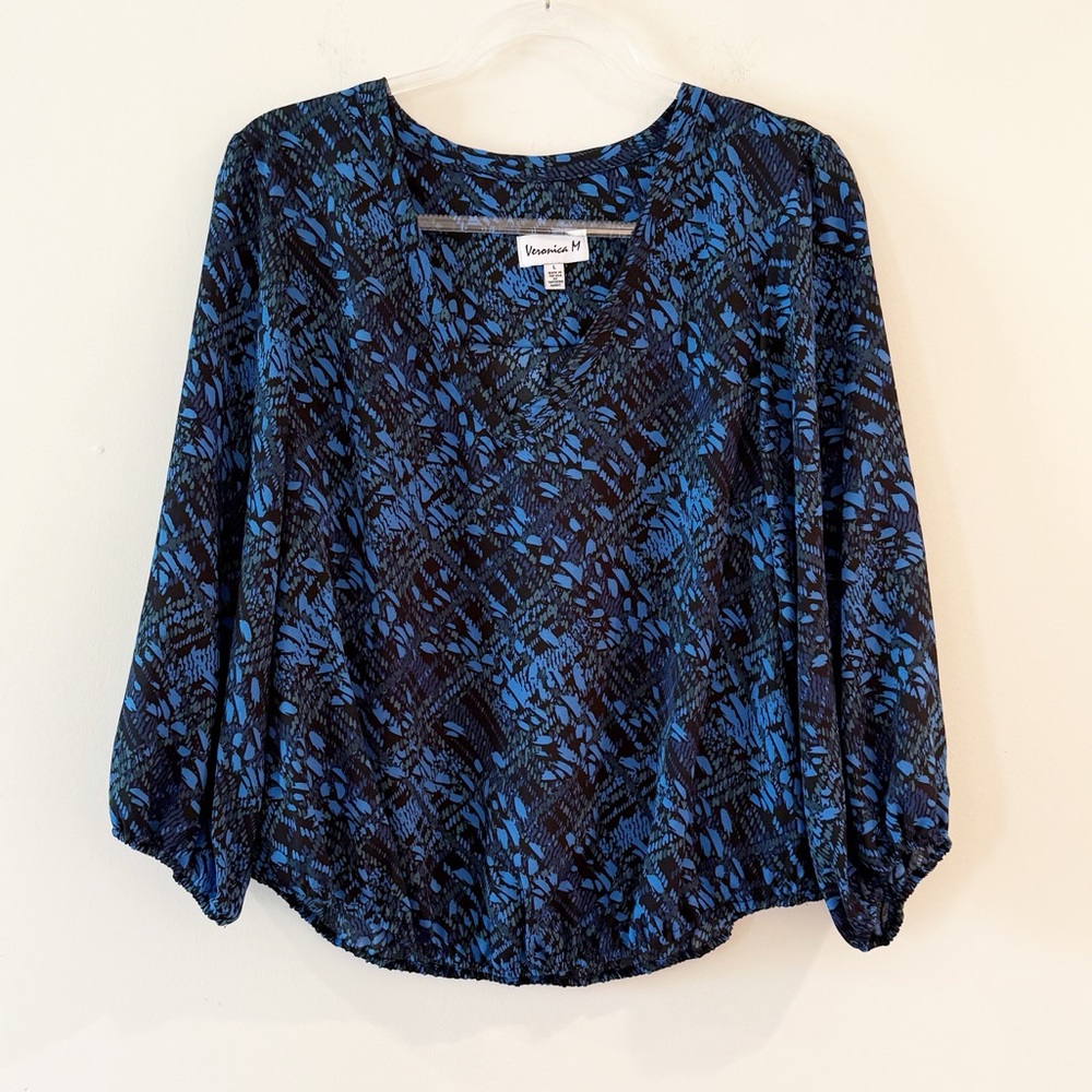 Veronica M 3/4 Sleeve V-Neck Blouse